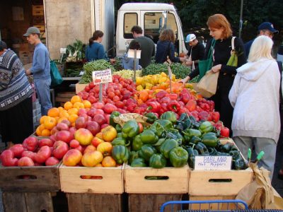 Get fresh local produce from the Valliant Farmers Market.