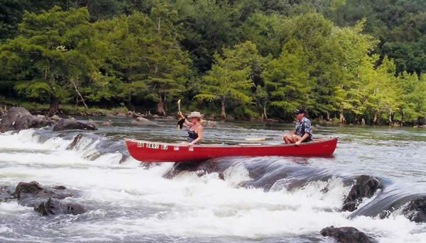 Wild Goose canoe and kayak rentals along the Lower Mountain Fork river in Oklahoma